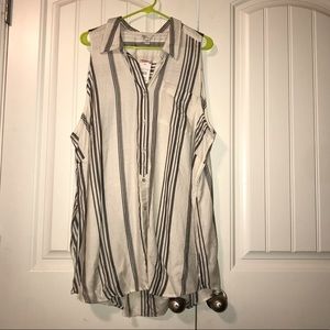 Women’s top - 22/24W